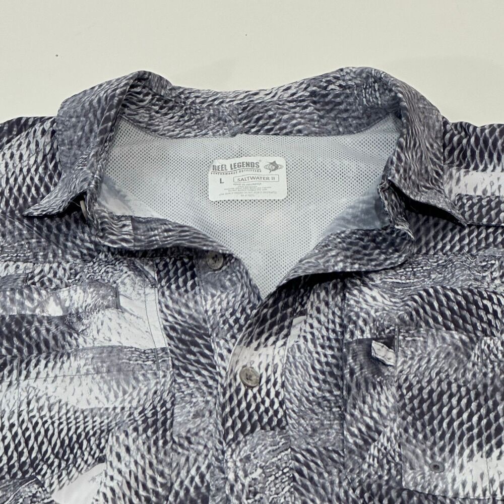 Reel Legends Men's Short Sleeve Fishing Shirt Gray Fish-Scale, Size‎ L